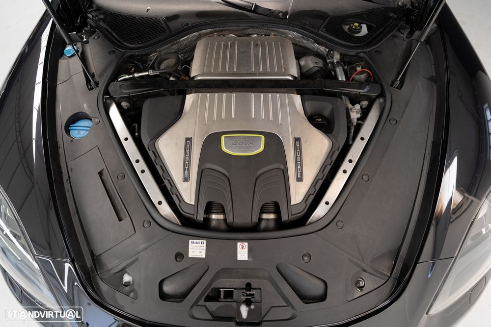 Porsche Panamera Sport Turismo Turbo S E-Hybrid - 36