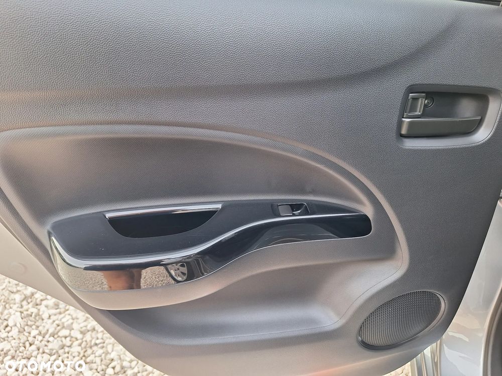 Mitsubishi Space Star - 29