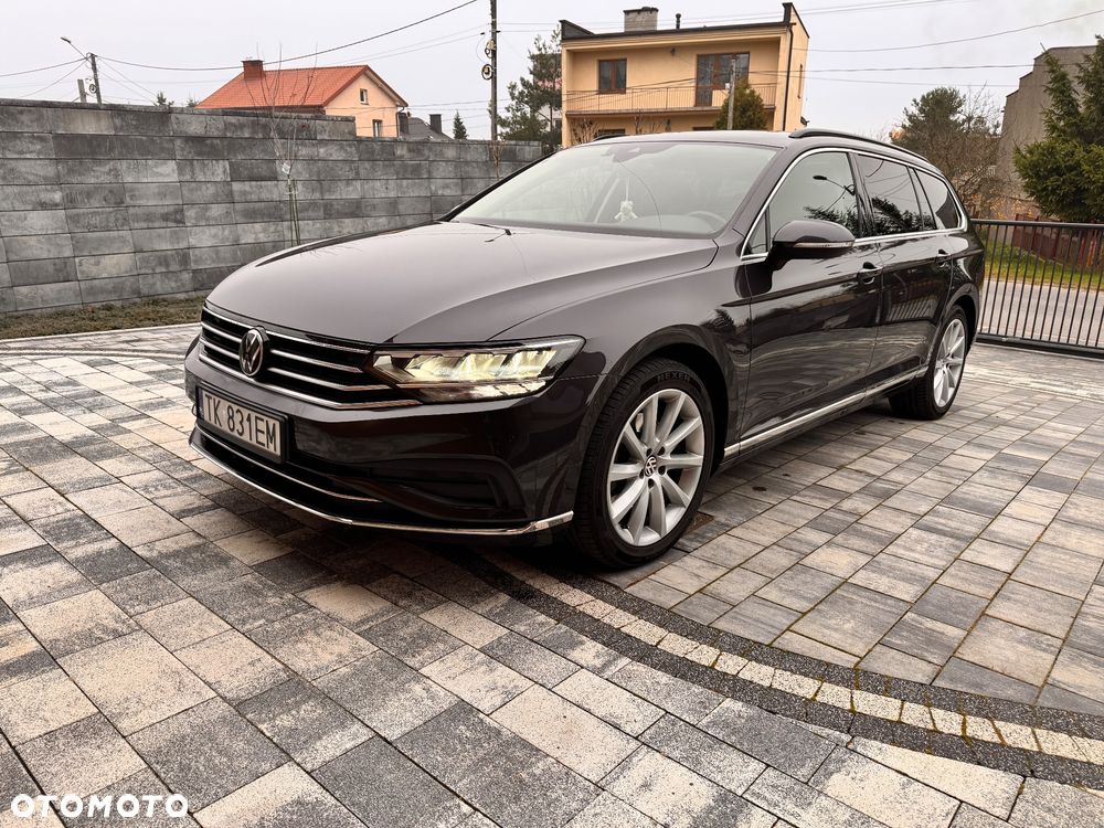 Volkswagen Passat 1.5 TSI EVO Business DSG - 1