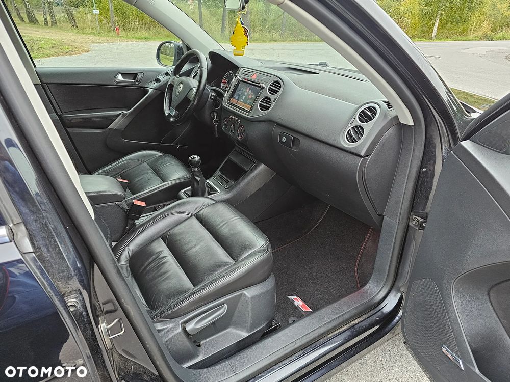 Volkswagen Tiguan 2.0 TSI 4Motion Track & Field - 18