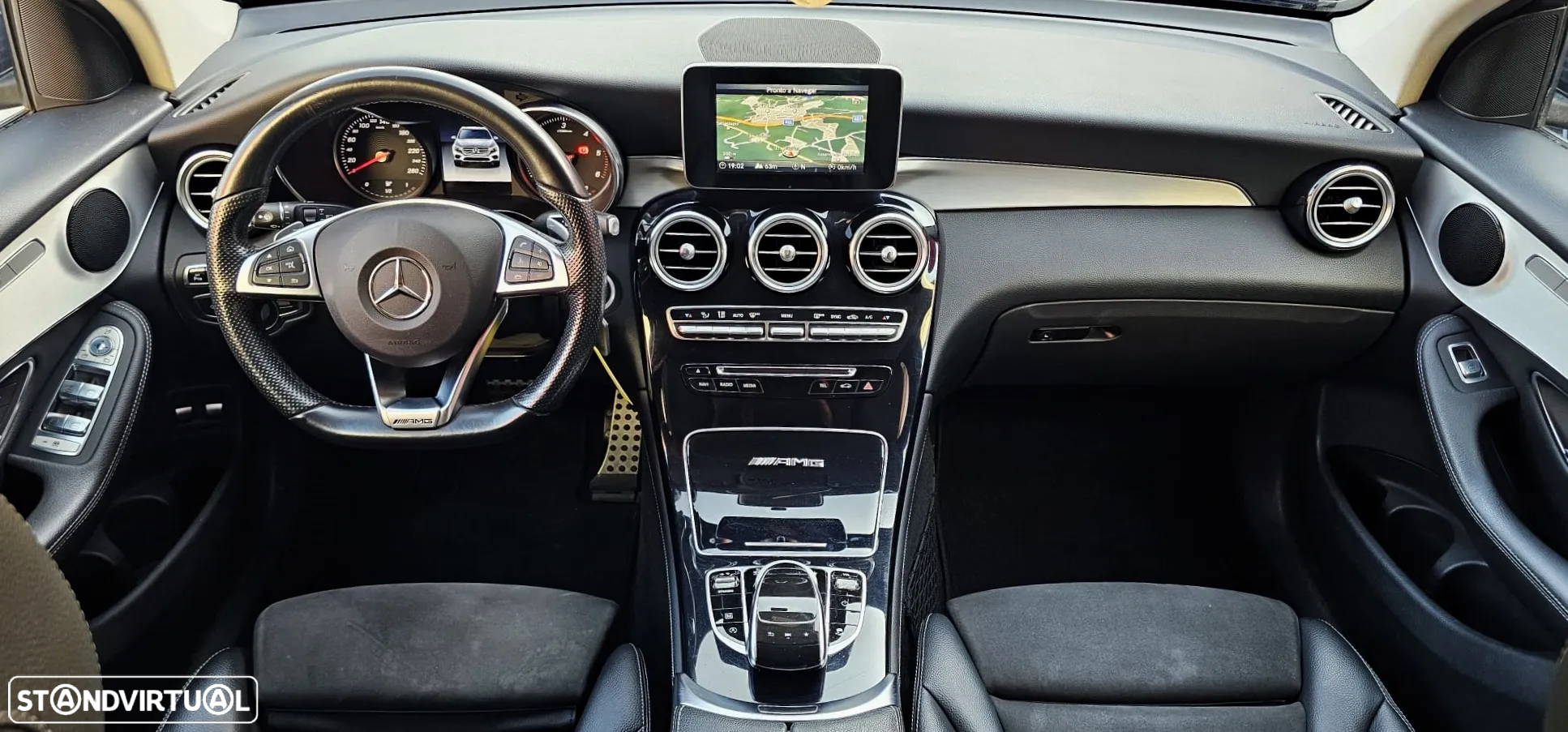 Mercedes-Benz GLC 220 d 4Matic 9G-TRONIC AMG Line - 32