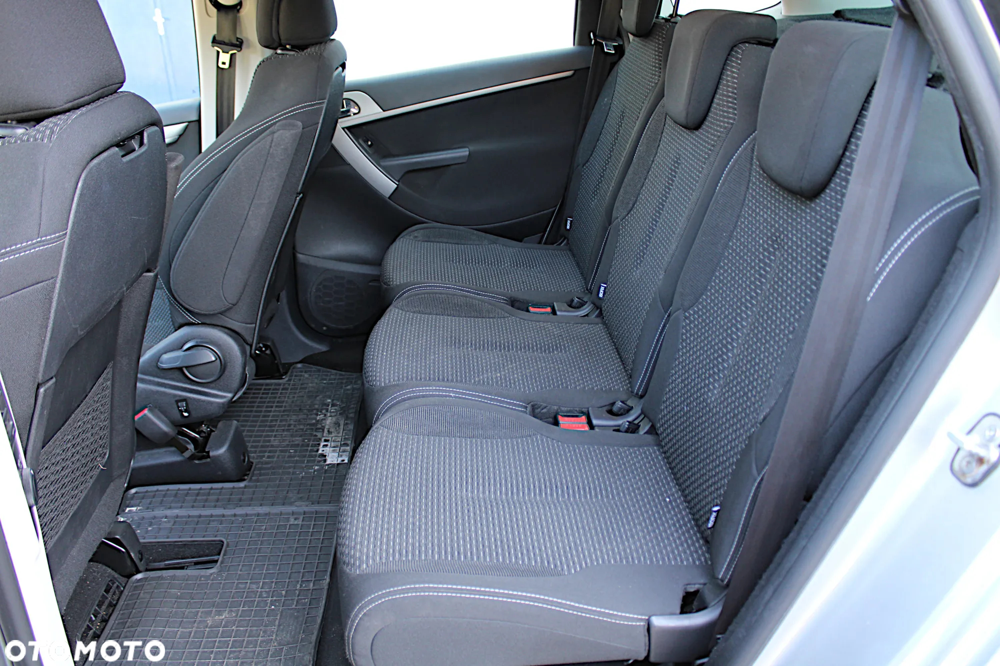 Citroën C4 Picasso - 17