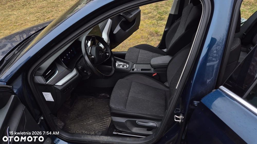 Skoda Octavia 2.0 TDI SCR Style DSG - 7