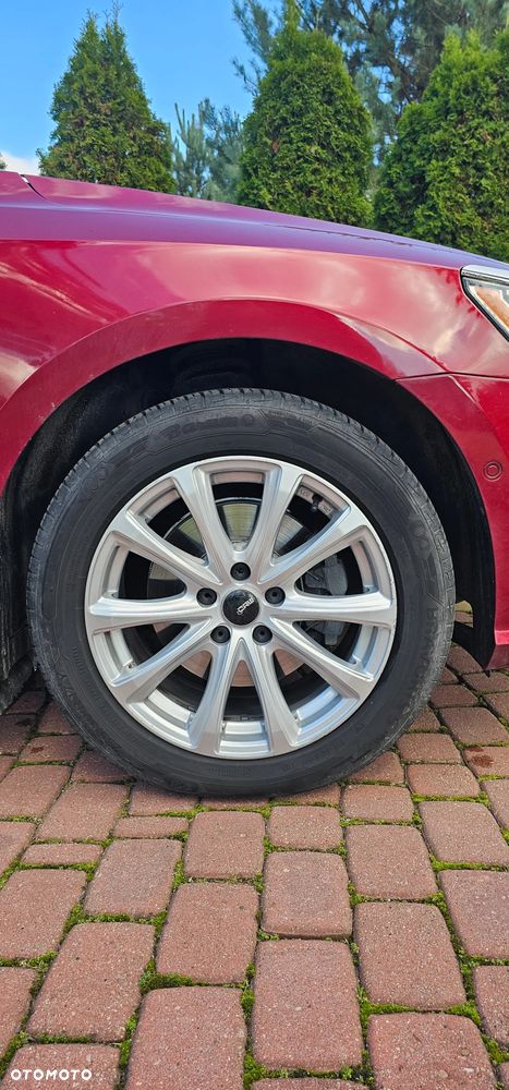 Volkswagen Passat - 4