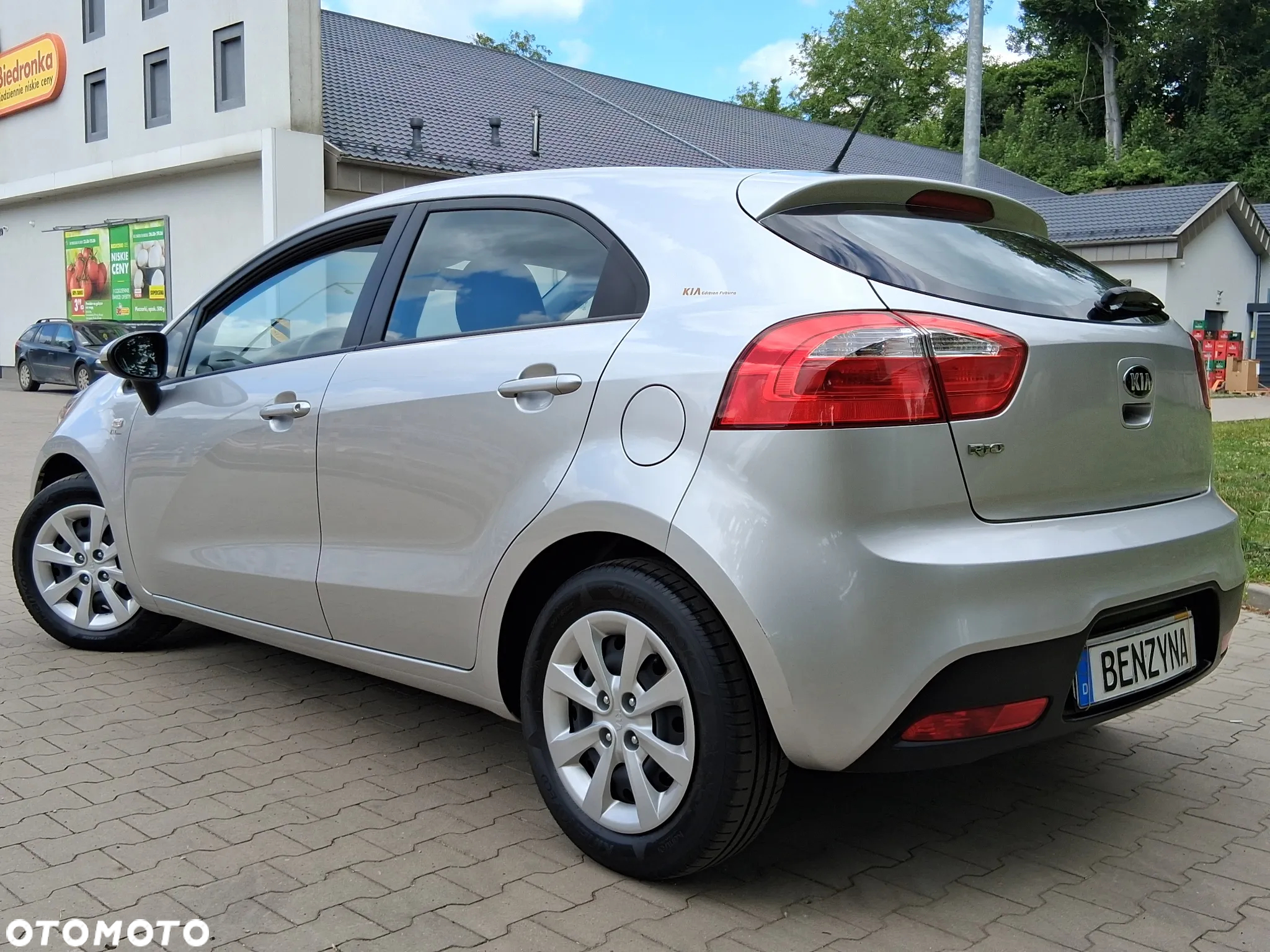 Kia Rio - 3
