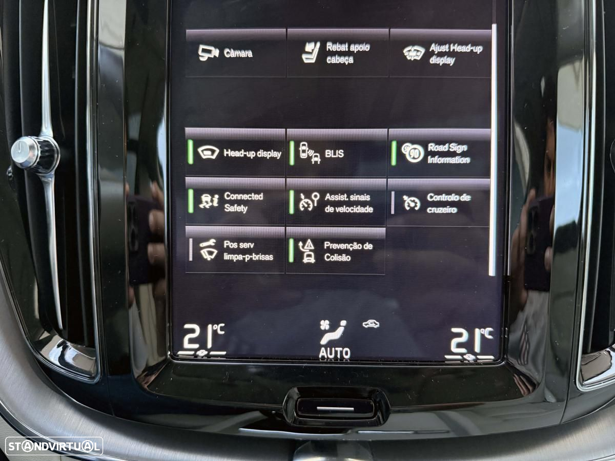 Volvo XC 60 2.0 D4 Momentum Plus Geartronic - 41