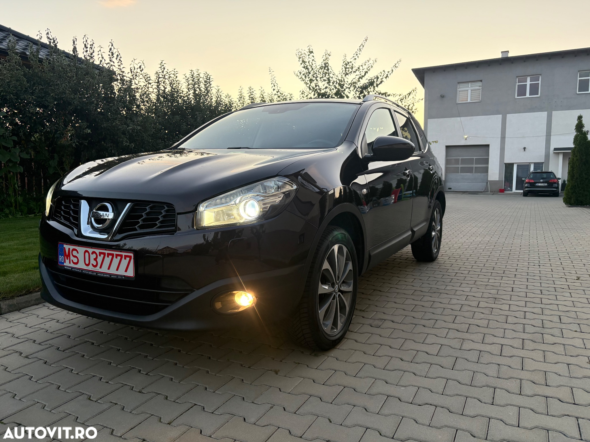 Nissan Qashqai+2 +2 2.0 "All Mode 4x4-i" Tekna - 2