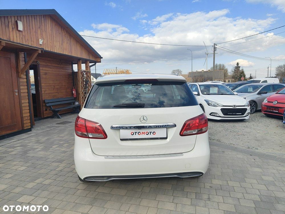 Mercedes-Benz Klasa B 180 d 7G-DCT Edition - 6