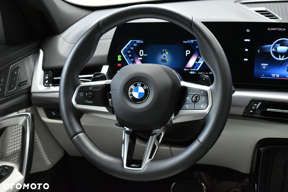 BMW X2 - 15