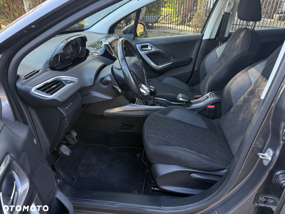 Peugeot 2008 PureTech 110 Stop&Start Allure - 23