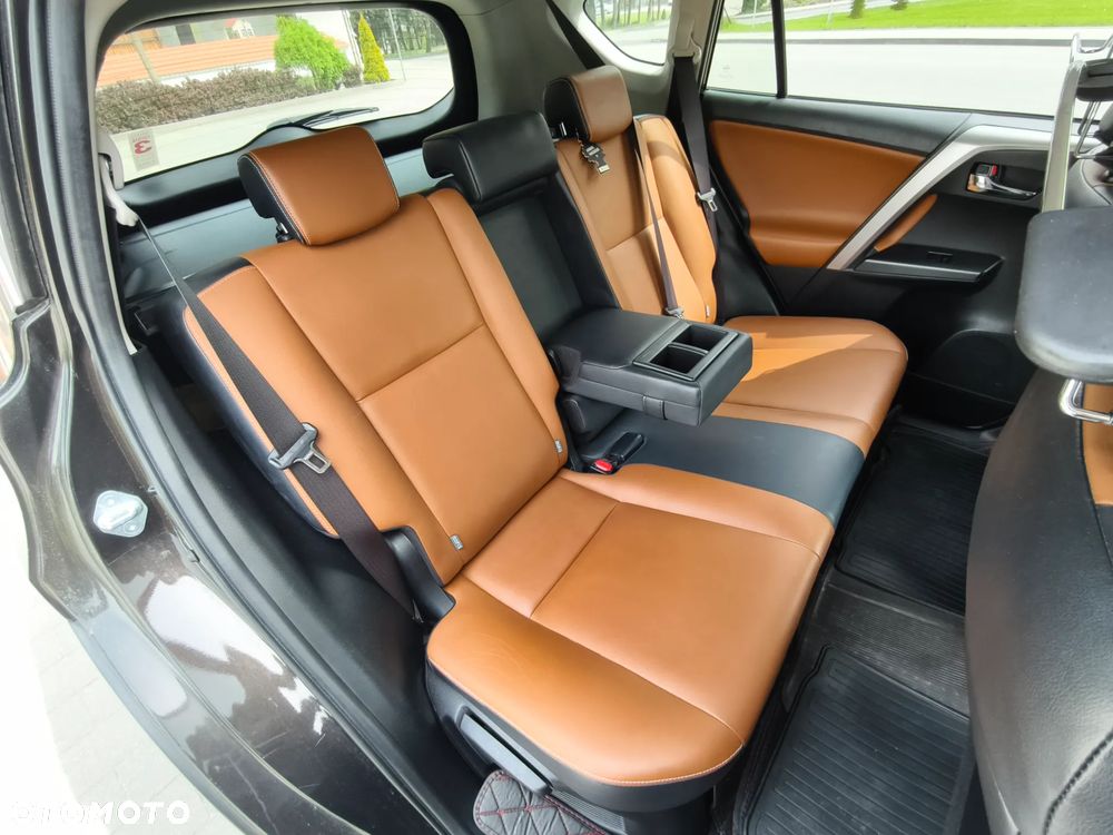 Toyota RAV4 Hybrid Prestige 4x4 - 18