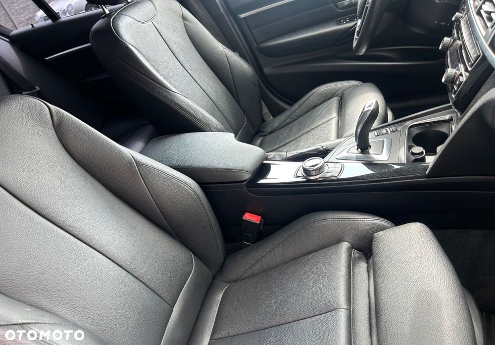 BMW Seria 3 - 17