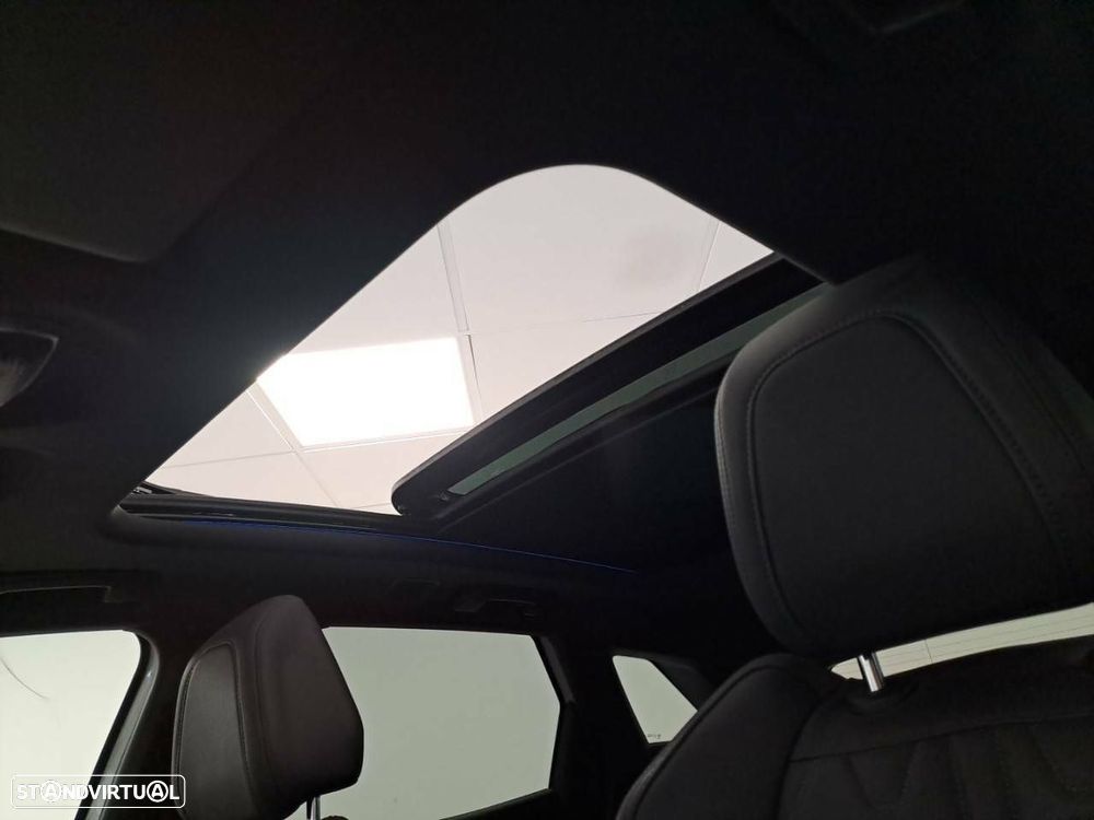 Peugeot 3008 1.6 Hybrid4 GT Pack e-EAT8 - 24