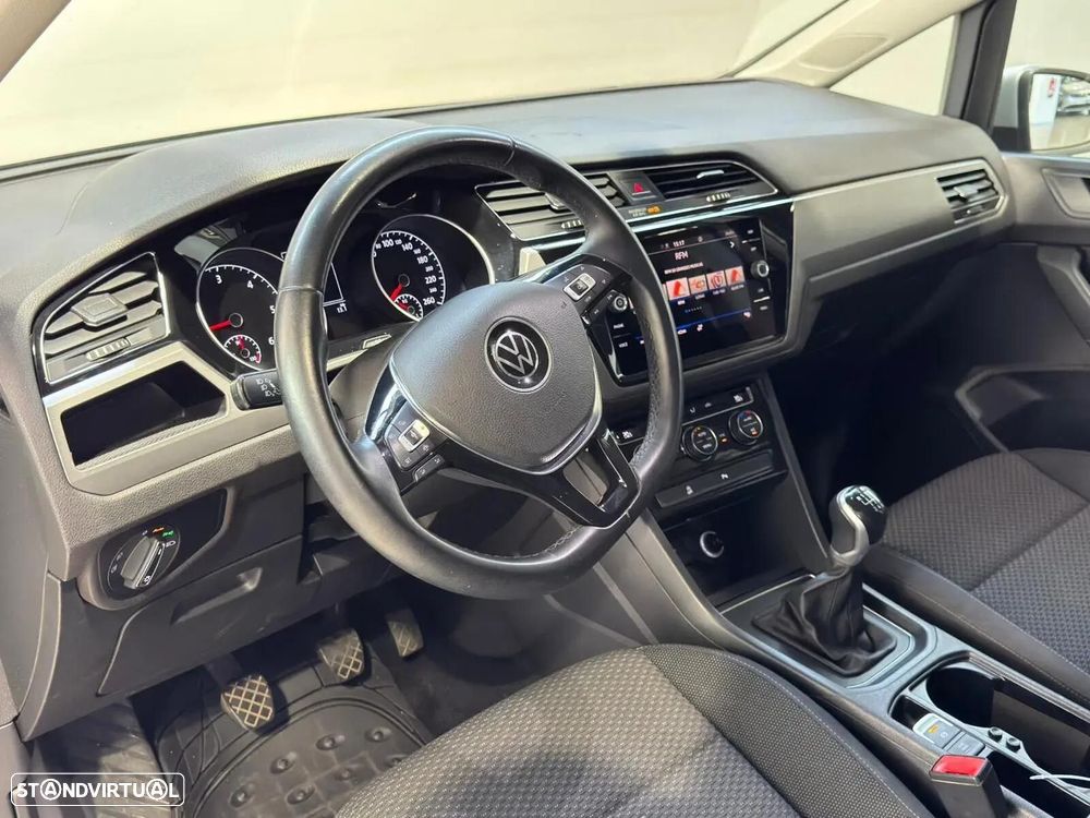 VW Touran 2.0 TDI Confortline - 5