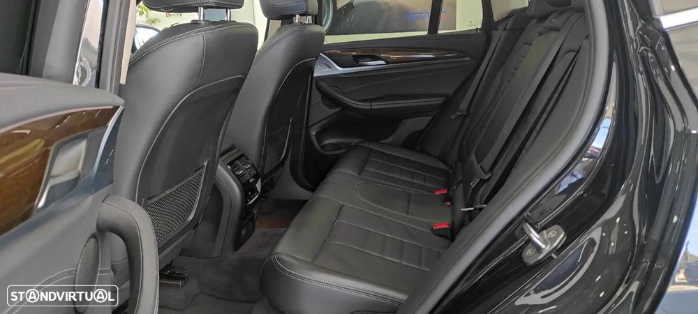 BMW X3 20 d xDrive Line Luxury - 19