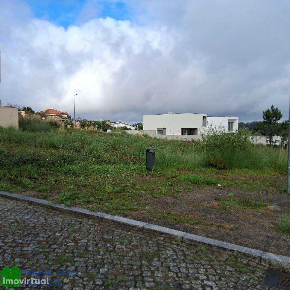 lote terreno junto ao Ismai - Grande imagem: 2/2