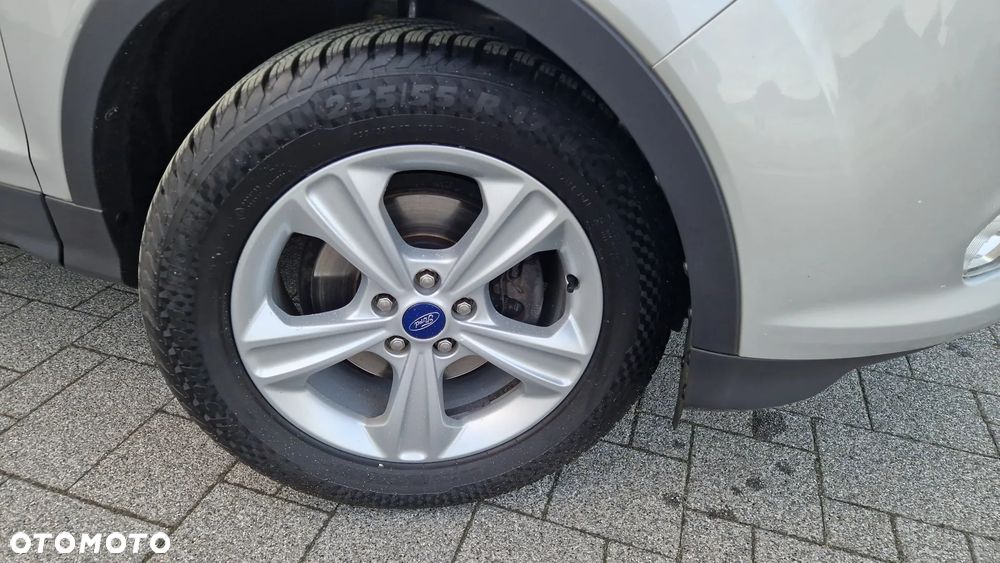 Ford Kuga 1.6 EcoBoost 2x4 Titanium - 27