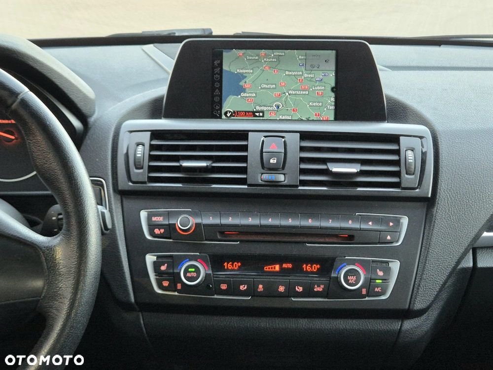 BMW Seria 1 120d Urban Line - 29