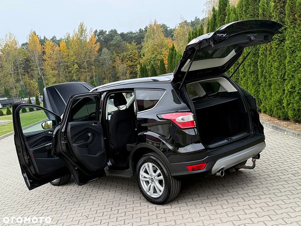 Ford Kuga 1.5 EcoBoost 2x4 Titanium - 35