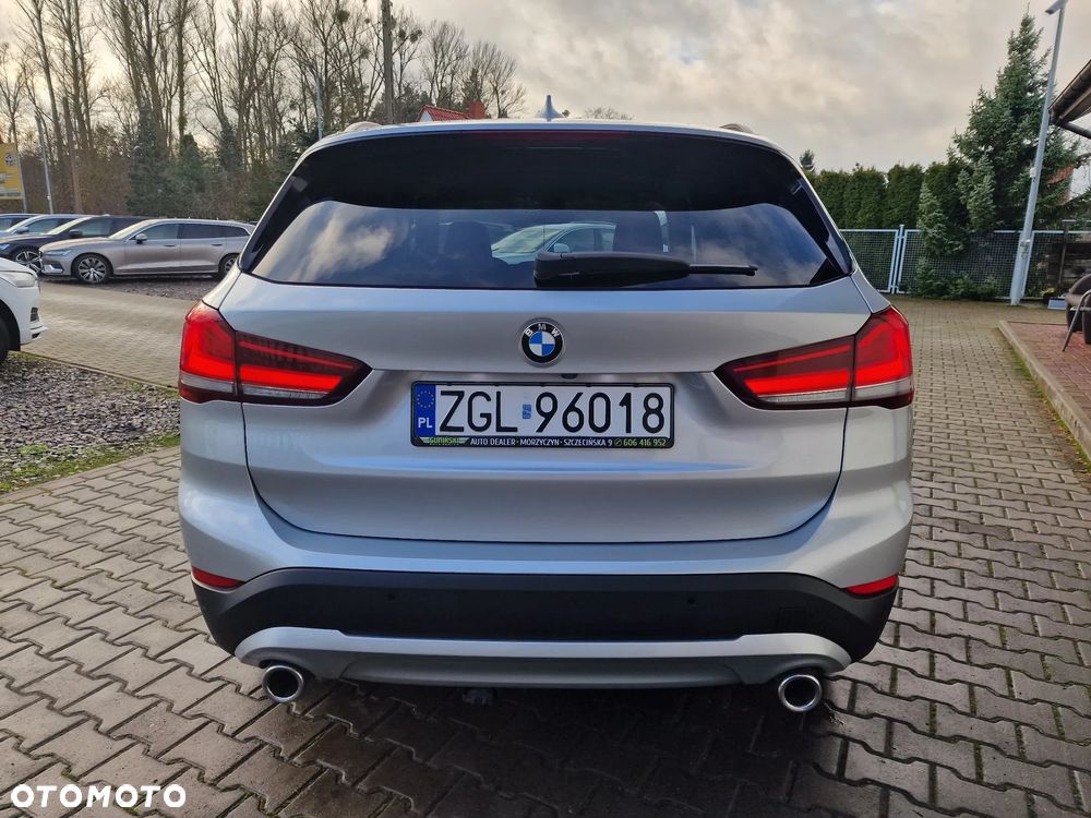 BMW X1 sDrive18d Sport Line sport - 10