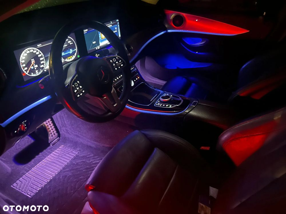 Mercedes-Benz Klasa E 220 d 9G-TRONIC - 13