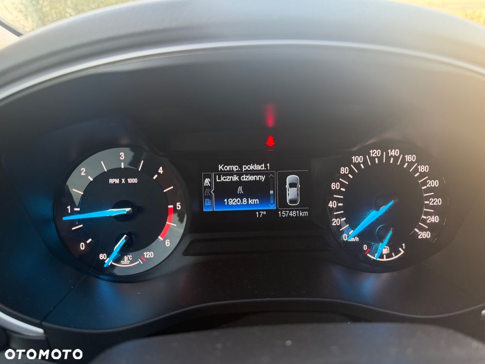 Ford Mondeo - 12