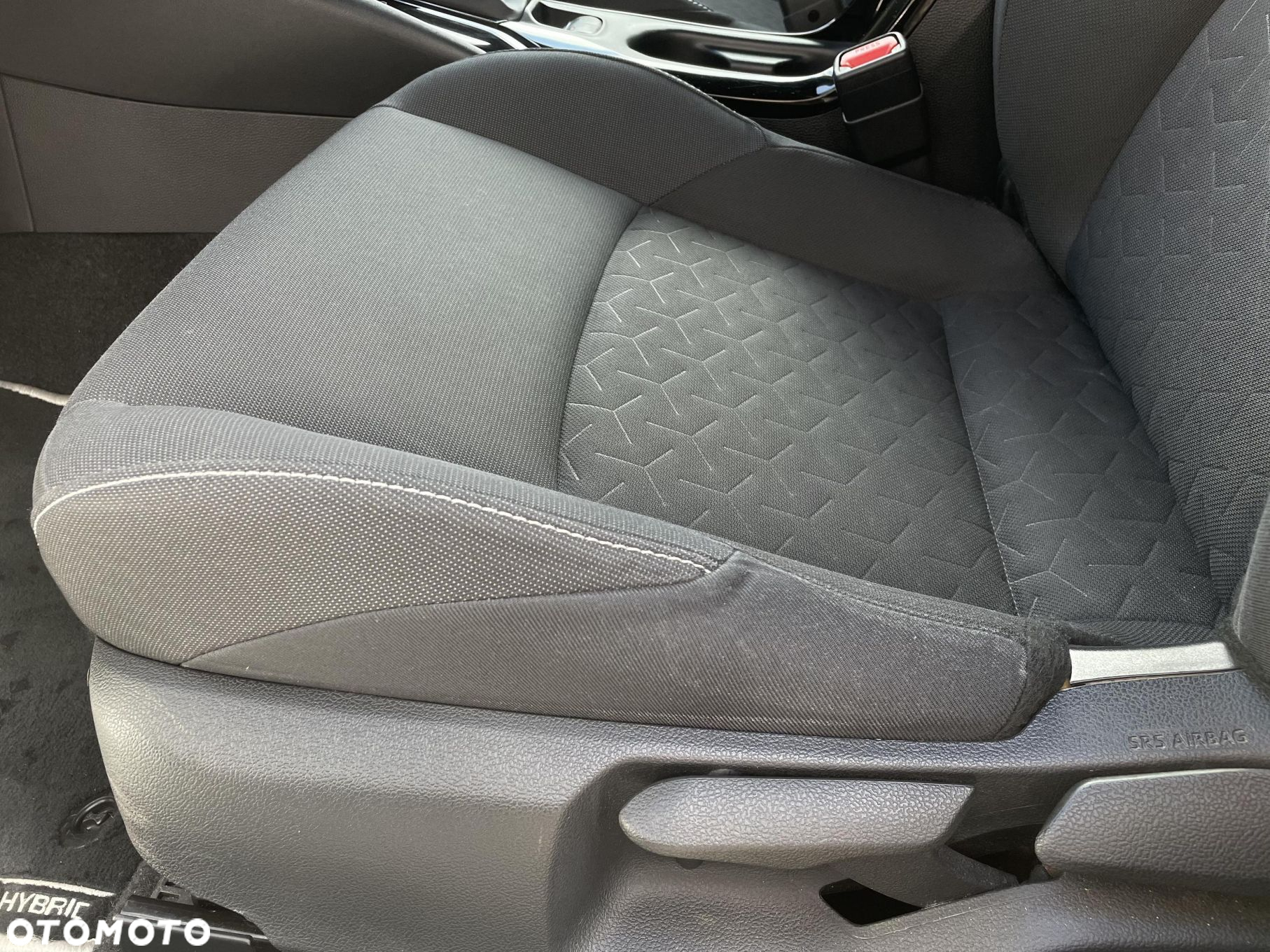 Toyota Corolla 2.0 Hybrid Comfort - 12