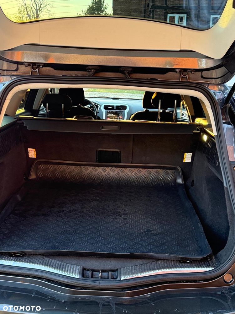 Ford Mondeo 2.0 TDCi Trend - 16