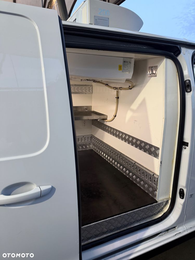 Opel Vivaro - 18