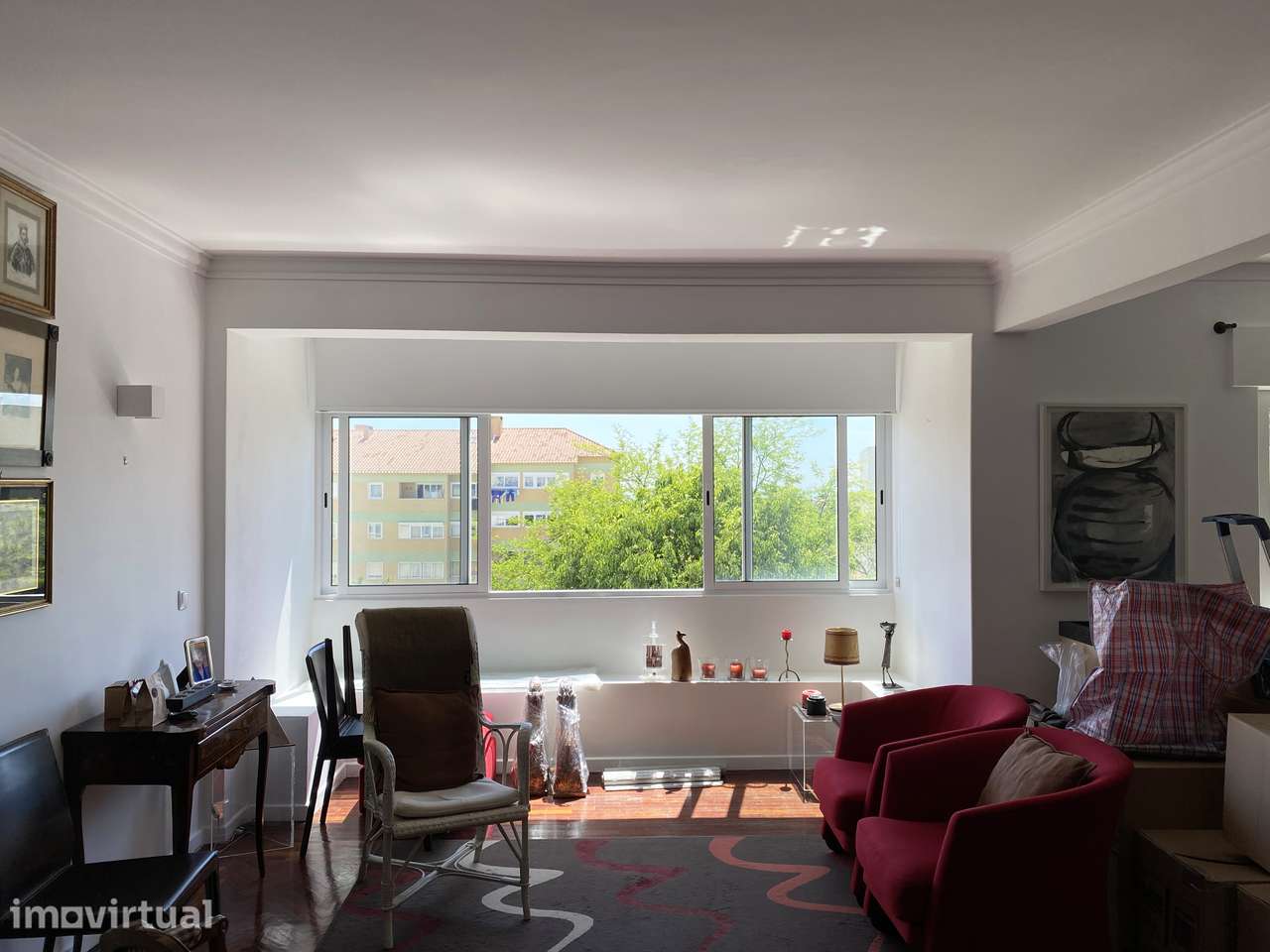 T2 com muito boas áreas (100m²), muita luz  e arrecadação - Grande imagem: 2/26