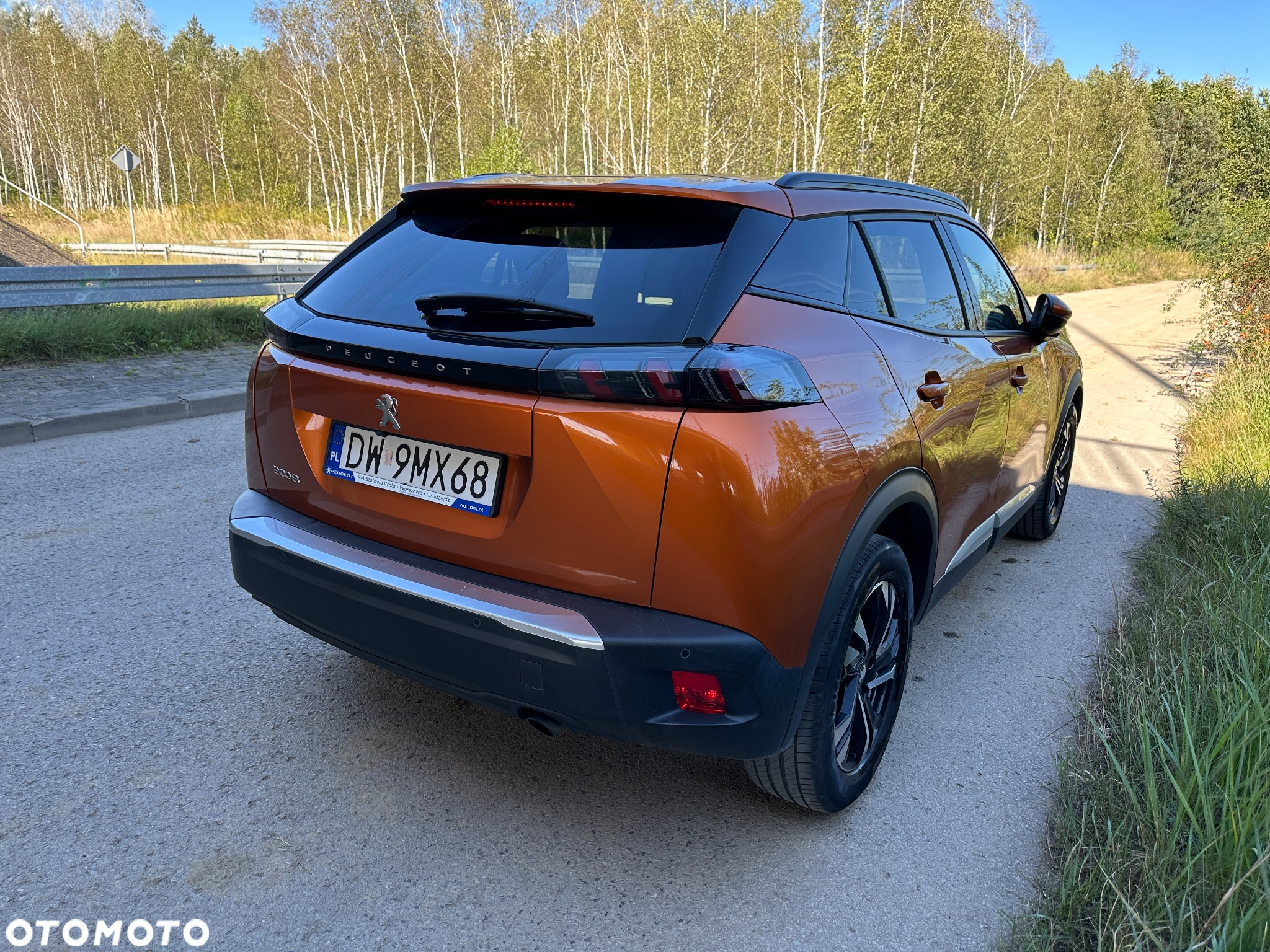 Peugeot 2008 1.2 PureTech Allure Pack S&S - 5