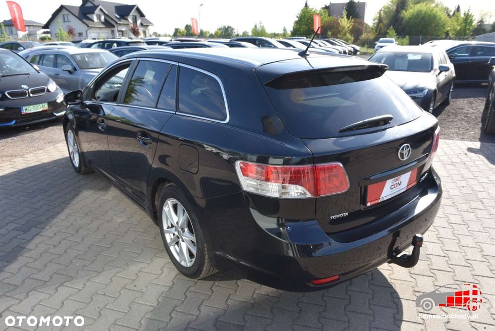 Toyota Avensis 1.8 Business Edition - 8