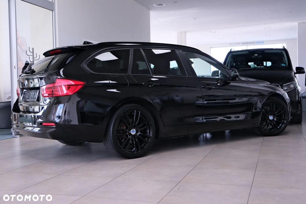 BMW Seria 3 320d Edition M Sport Shadow - 8