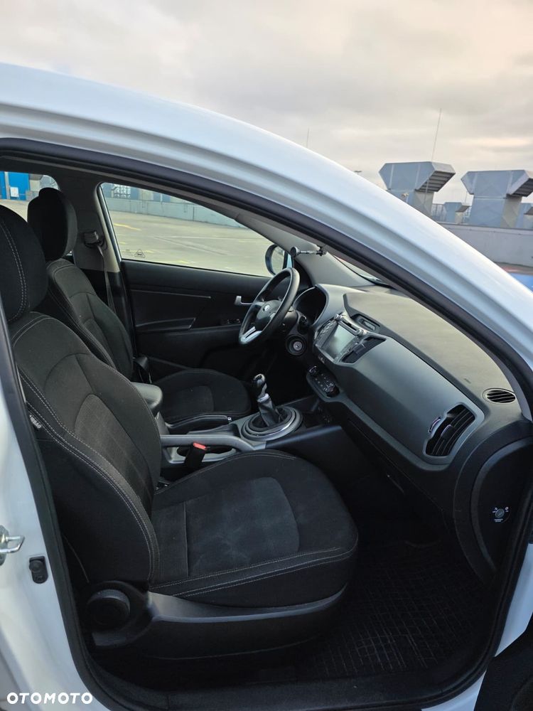 Kia Sportage 1.6 GDI S 2WD - 11