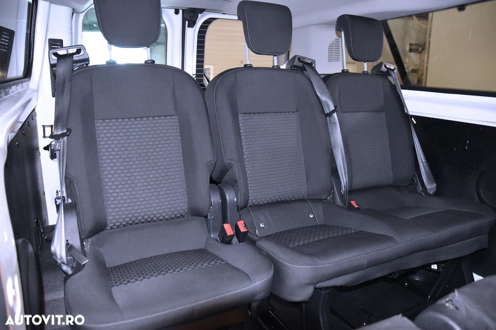 Ford Transit Custom - 13
