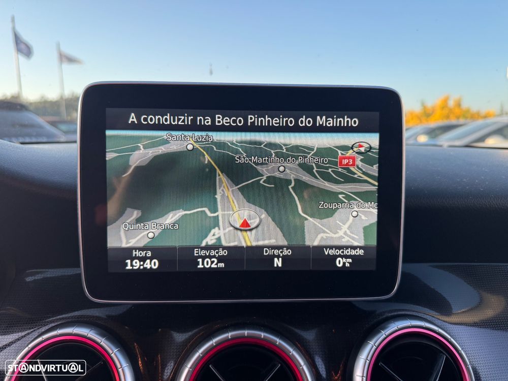 Mercedes-Benz CLA 180 d Shooting Brake Urban - 16