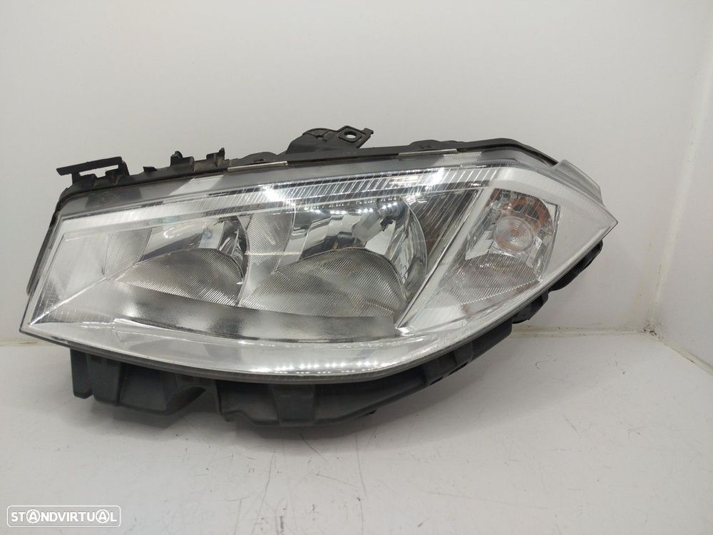 Farol/ Otica Dianteiro Esq Renault Megane Ii (Bm0/1_, Cm0/1_) - 4