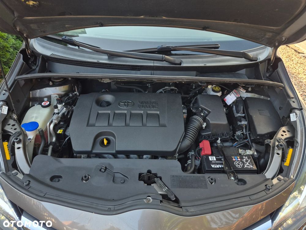 Toyota Verso 1.8 Prestige EU5 MS - 37