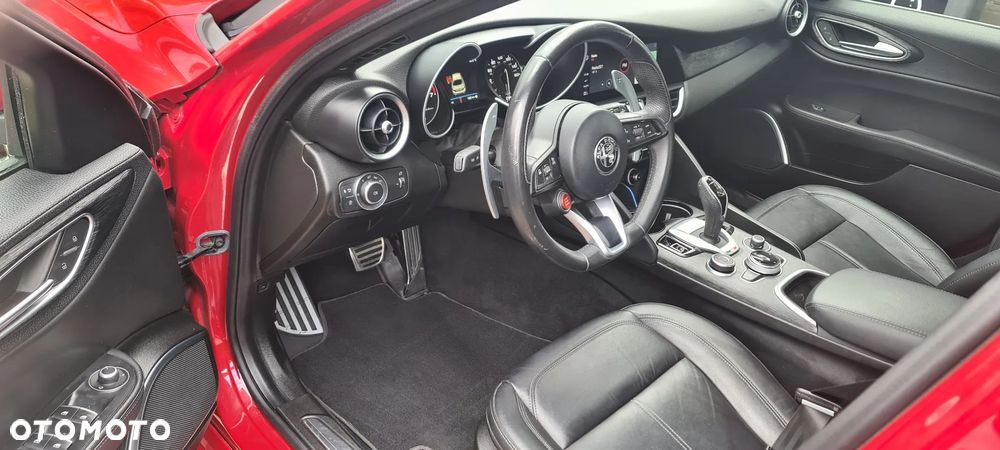 Alfa Romeo Giulia - 23