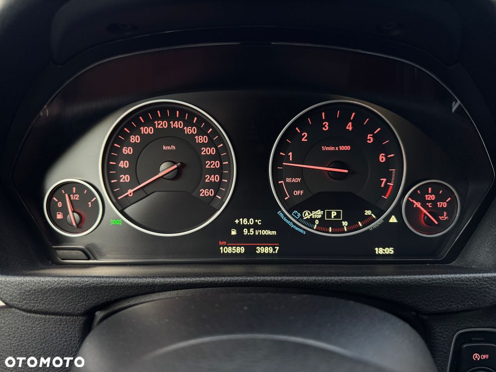 BMW Seria 3 320i GPF xDrive M Sport Shadow sport - 38