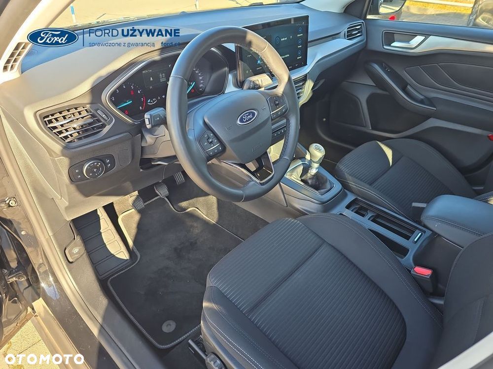 Ford Focus - 16