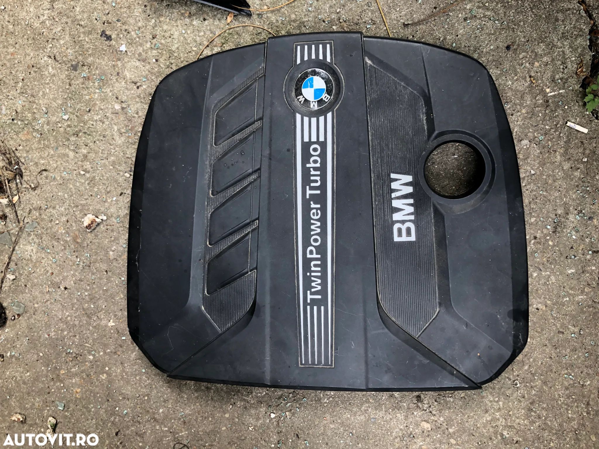 Capac motor Bmw 520d F10 F11 - 1