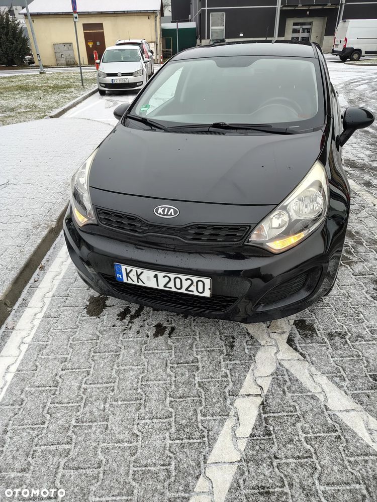 Kia Rio - 7
