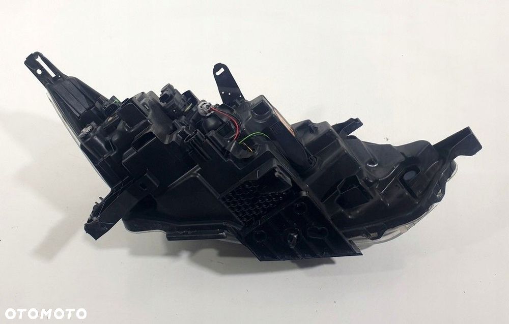 Nissan Qashqai Reflektor Lewy KOITO 100-18013 - 3