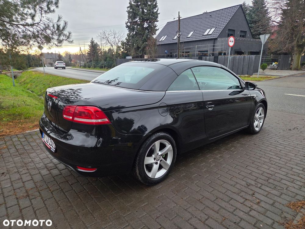 Volkswagen Eos 2.0 TDI DPF DSG Sport & Style - 13