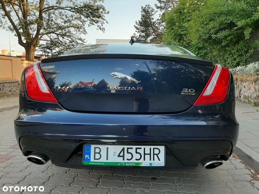 Jaguar XJ 3.0 V6 Kompressor AWD R-Sport - 8