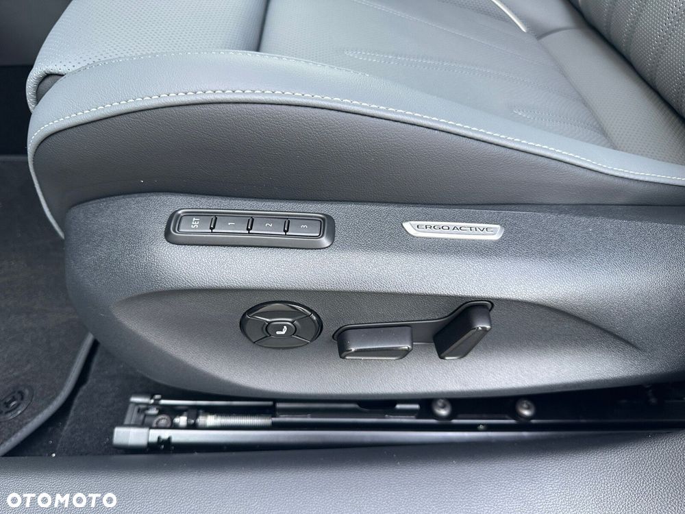 Volkswagen Passat - 27