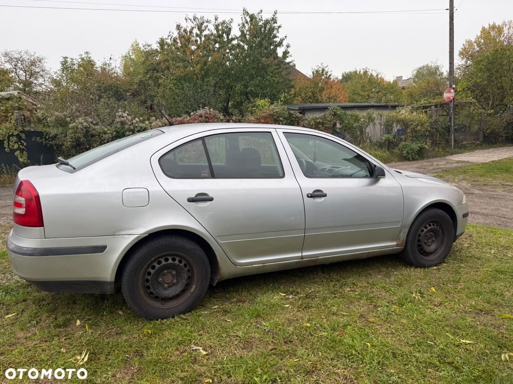 Skoda Octavia 2008 photo 3