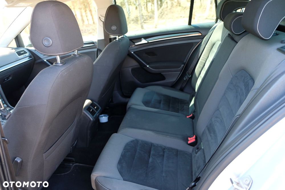 Volkswagen Golf Variant 2.0 TDI BMT Highline DSG - 13