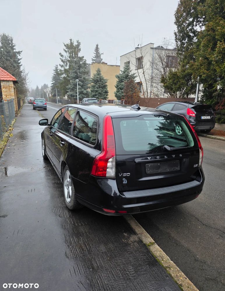 Volvo V50 D2 Momentum - 12